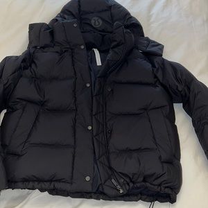 Lululemon puffer jacket
